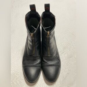 Ariat Black Ankle Boots Sleek Design